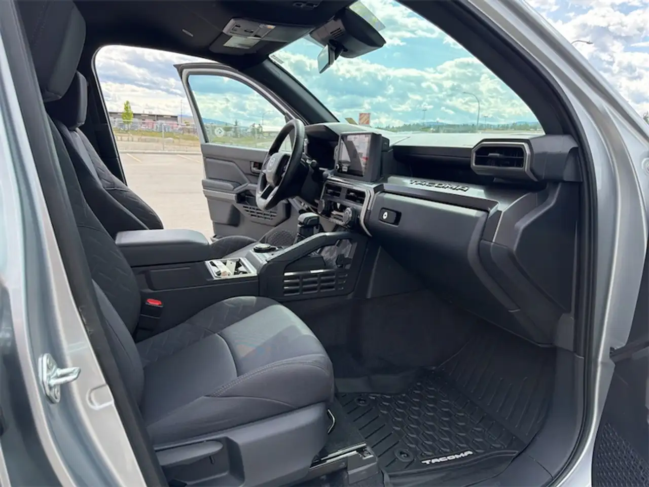 Toyota Tacoma снимка Toyota Tacoma