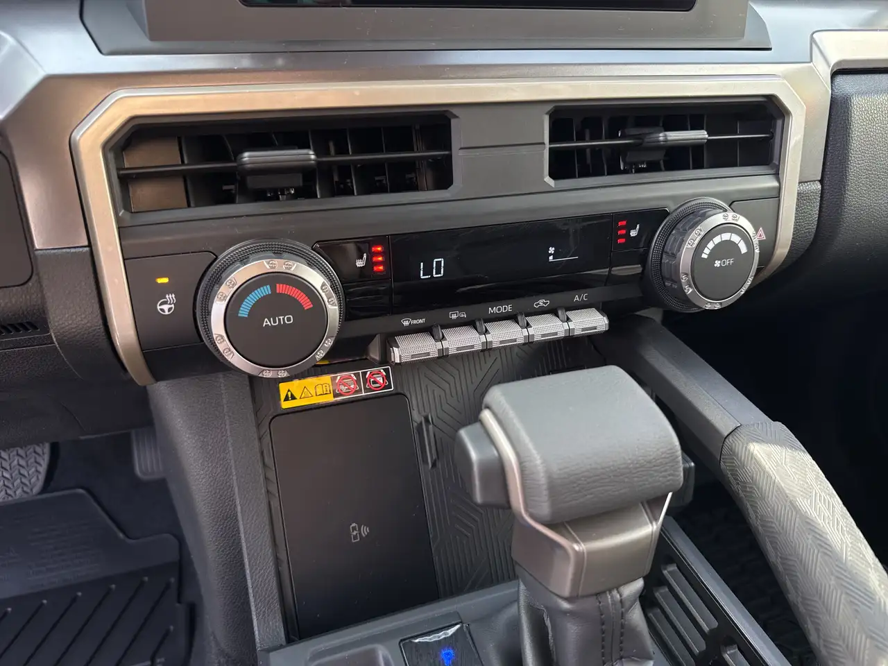 Toyota Tacoma снимка Toyota Tacoma