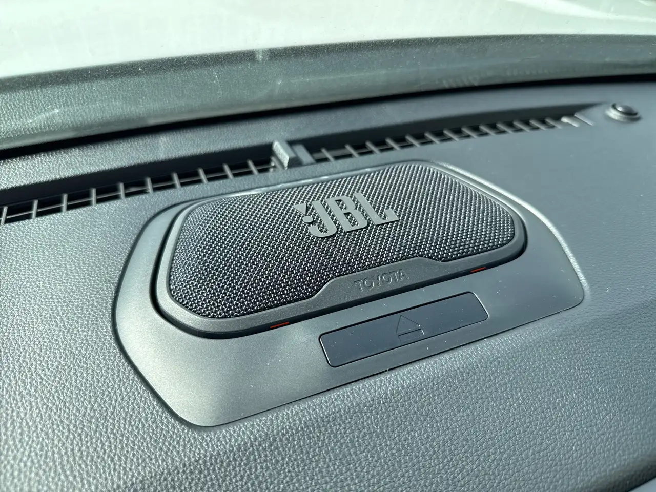 Toyota Tacoma снимка Toyota Tacoma