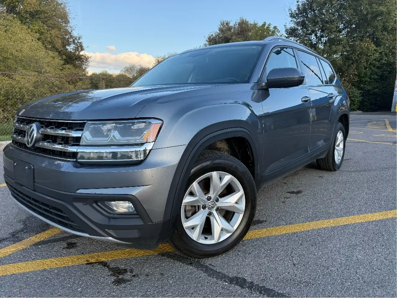 Volkswagen Atlas снимка Volkswagen Atlas