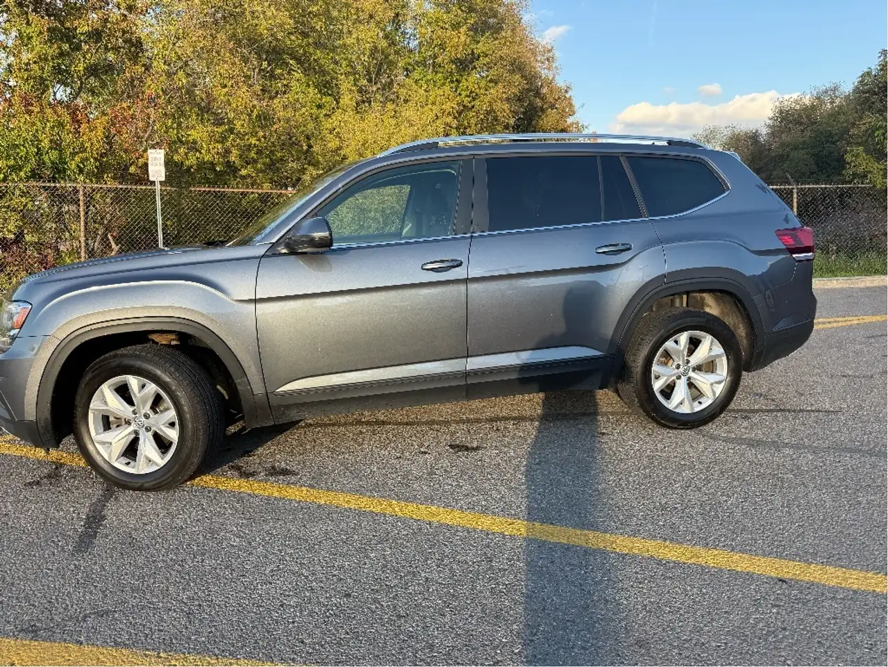 Volkswagen Atlas снимка Volkswagen Atlas
