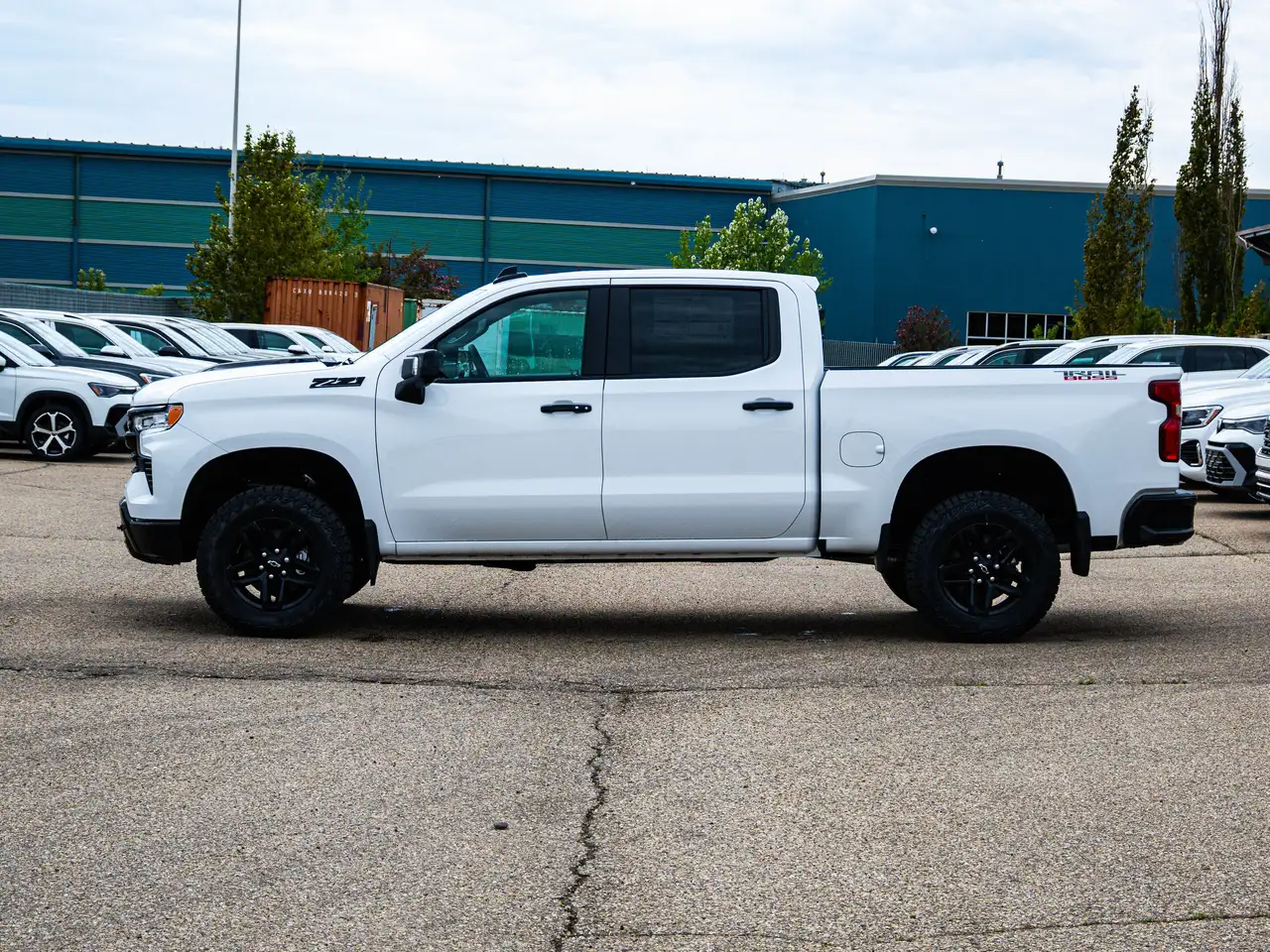 Chevrolet Silverado 1500 снимка Chevrolet Silverado 1500