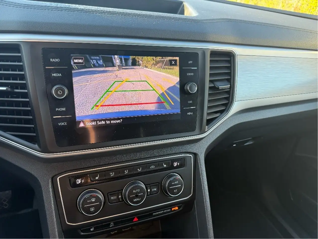Volkswagen Atlas снимка Volkswagen Atlas