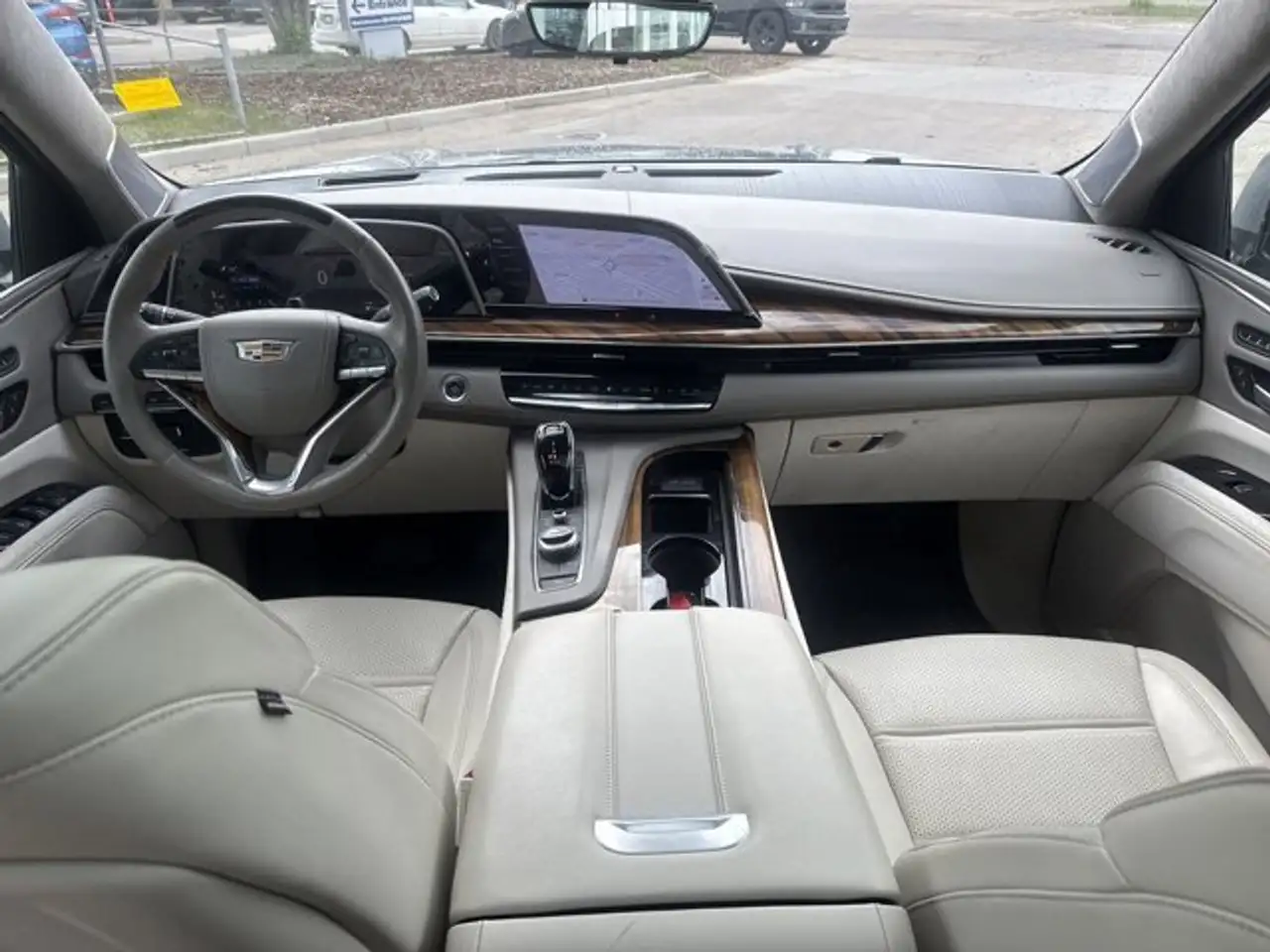 Cadillac Escalade photo Cadillac Escalade