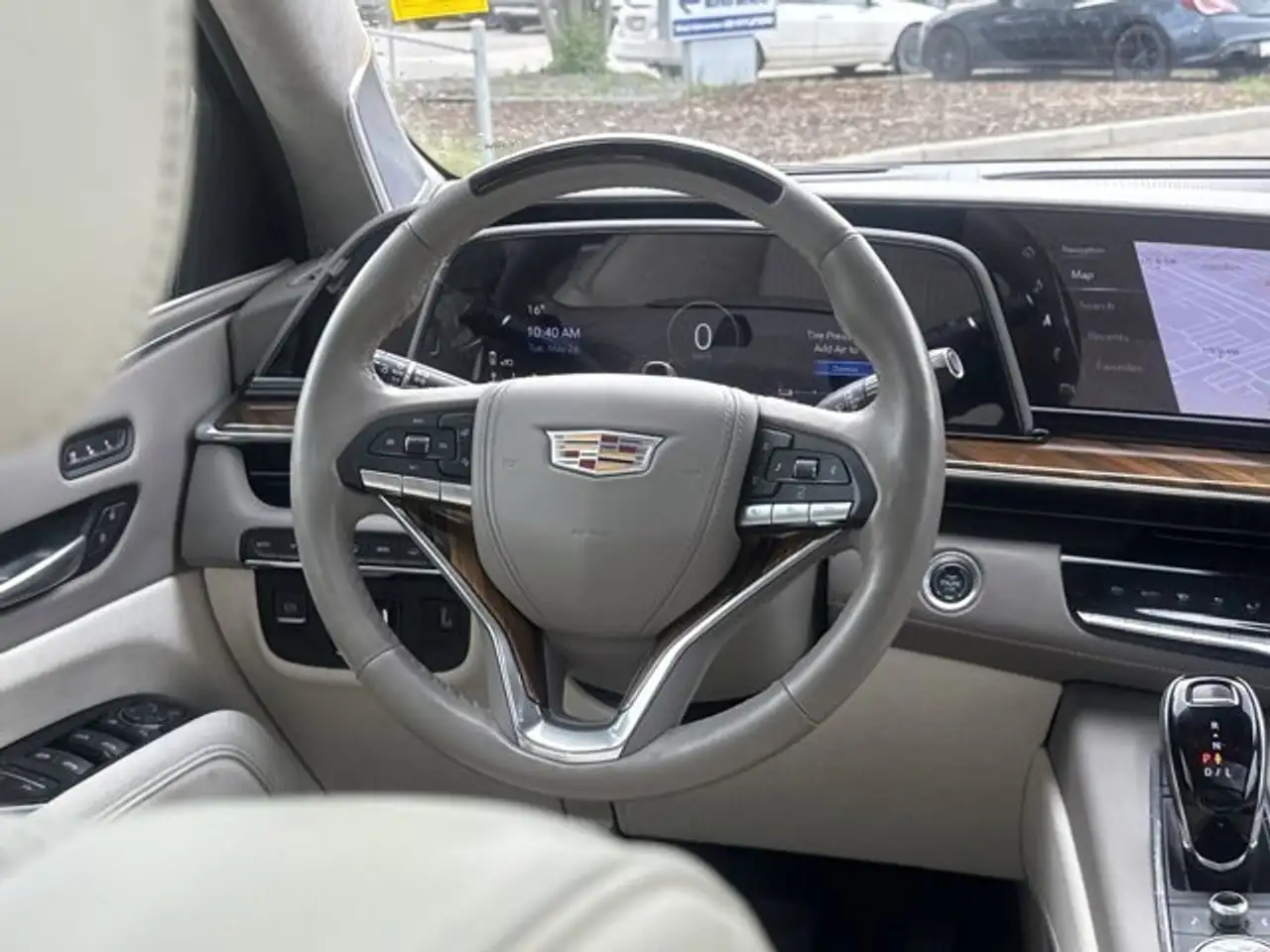Cadillac Escalade photo Cadillac Escalade