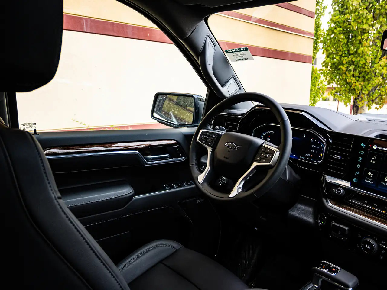 Chevrolet Silverado 1500 снимка Chevrolet Silverado 1500