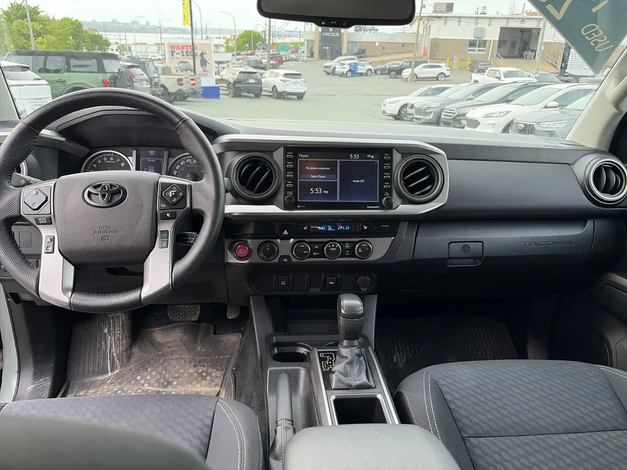 Toyota Tacoma photo Toyota Tacoma