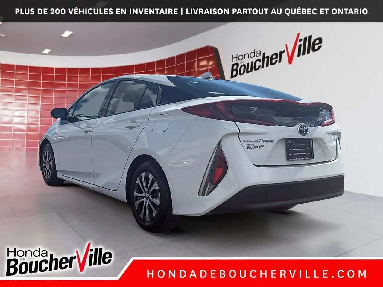 Toyota Prius Prime снимка Toyota Prius Prime