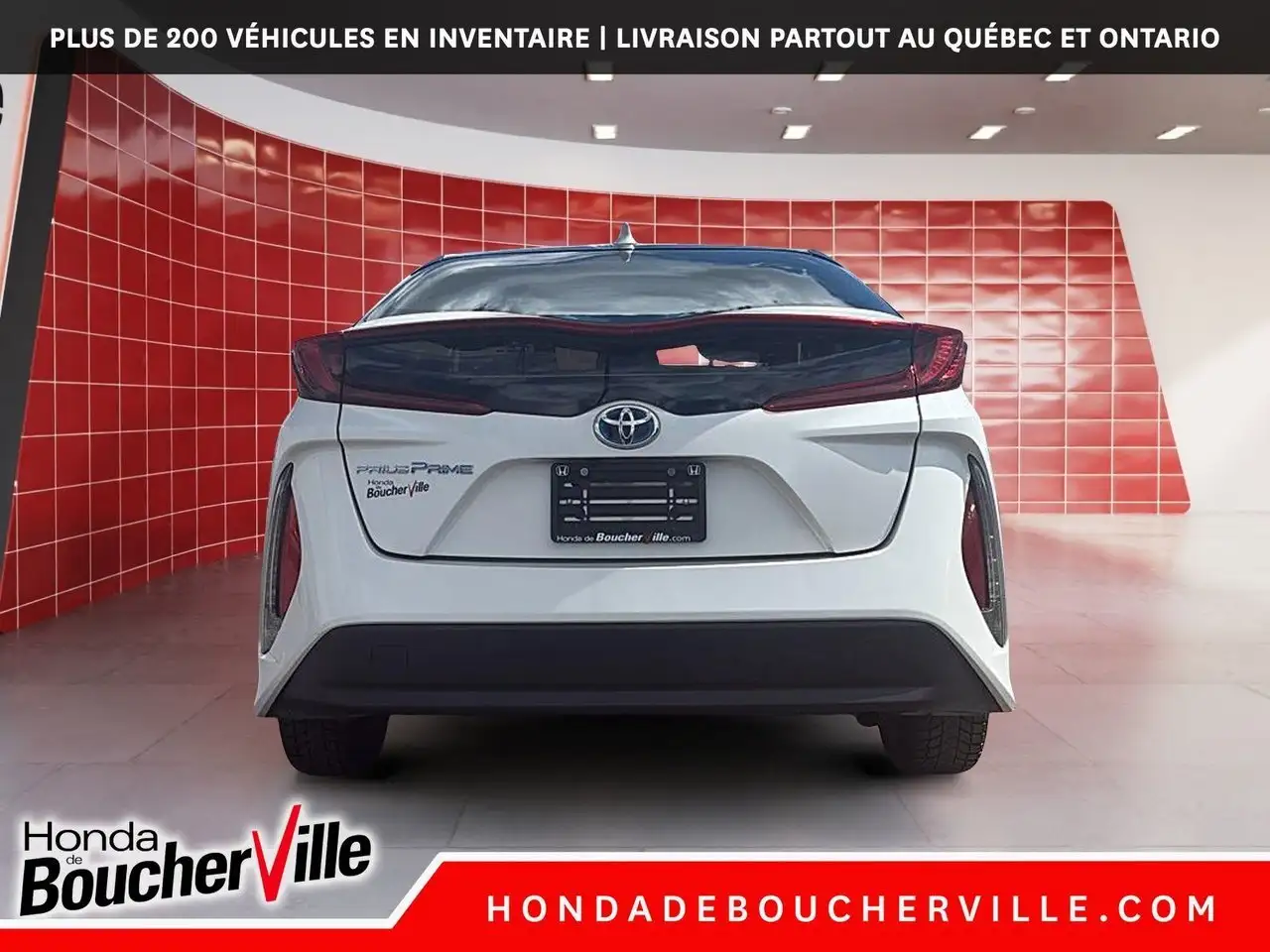 Toyota Prius Prime снимка Toyota Prius Prime
