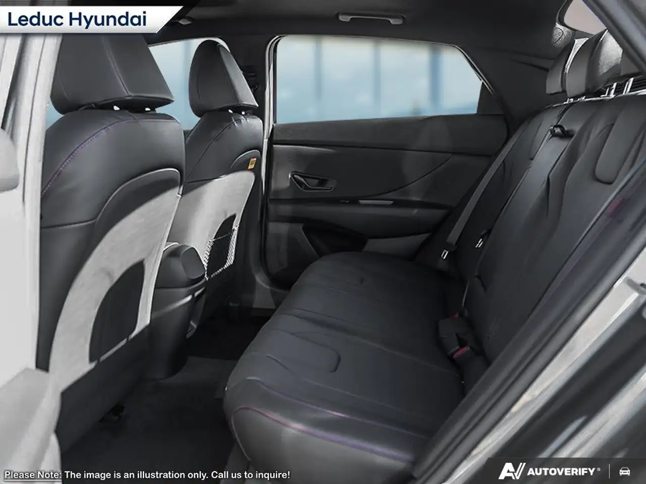 Hyundai ELANTRA photo Hyundai ELANTRA