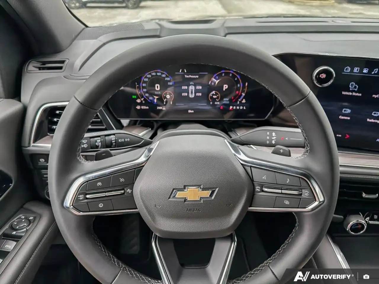 Chevrolet Tahoe снимка Chevrolet Tahoe