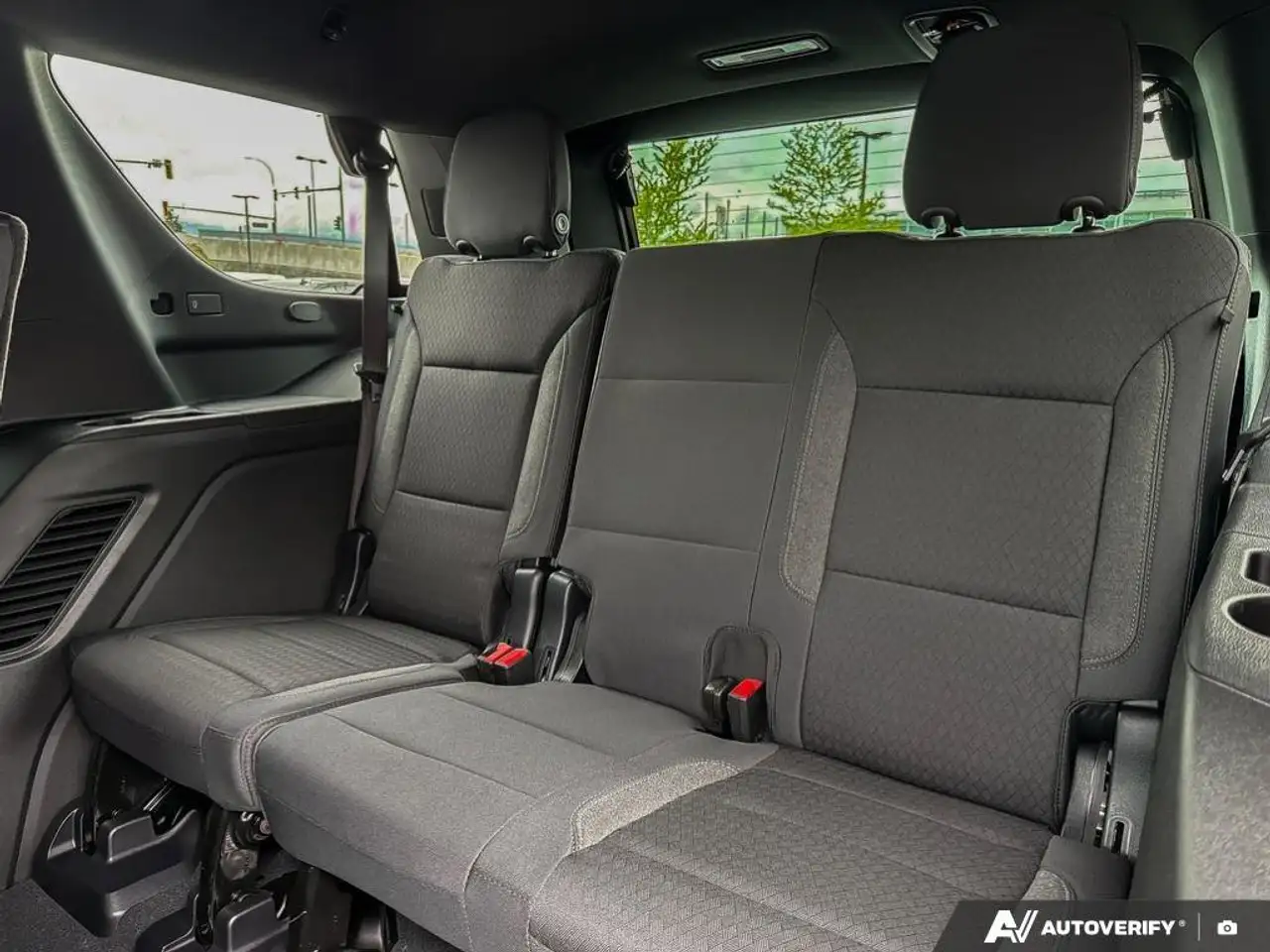 Chevrolet Tahoe снимка Chevrolet Tahoe