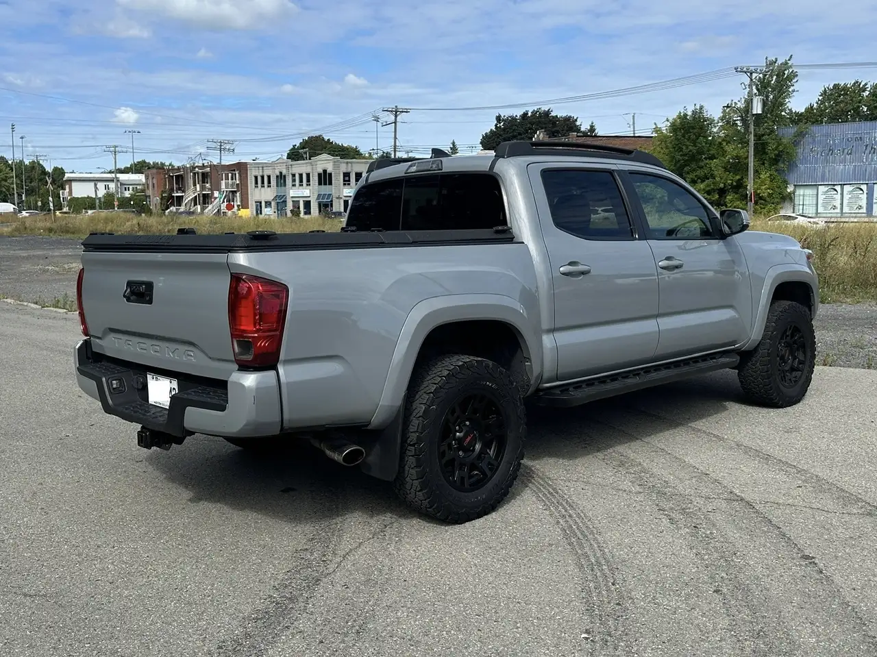 Toyota Tacoma снимка Toyota Tacoma