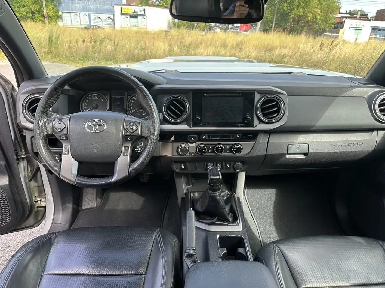 Toyota Tacoma снимка Toyota Tacoma