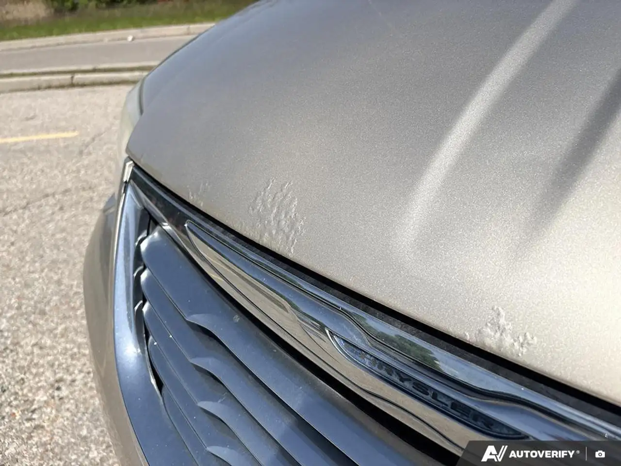 Chrysler Town & Country снимка Chrysler Town & Country