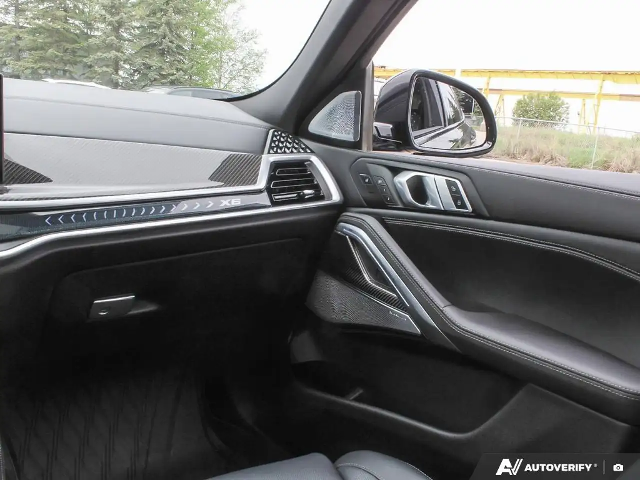 BMW X6 снимка BMW X6