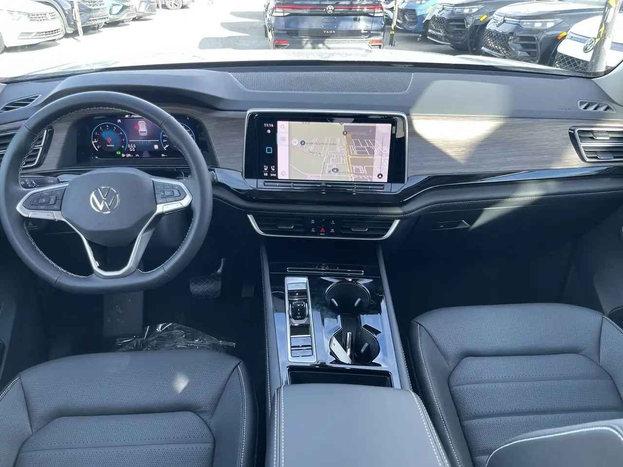Volkswagen Atlas снимка Volkswagen Atlas
