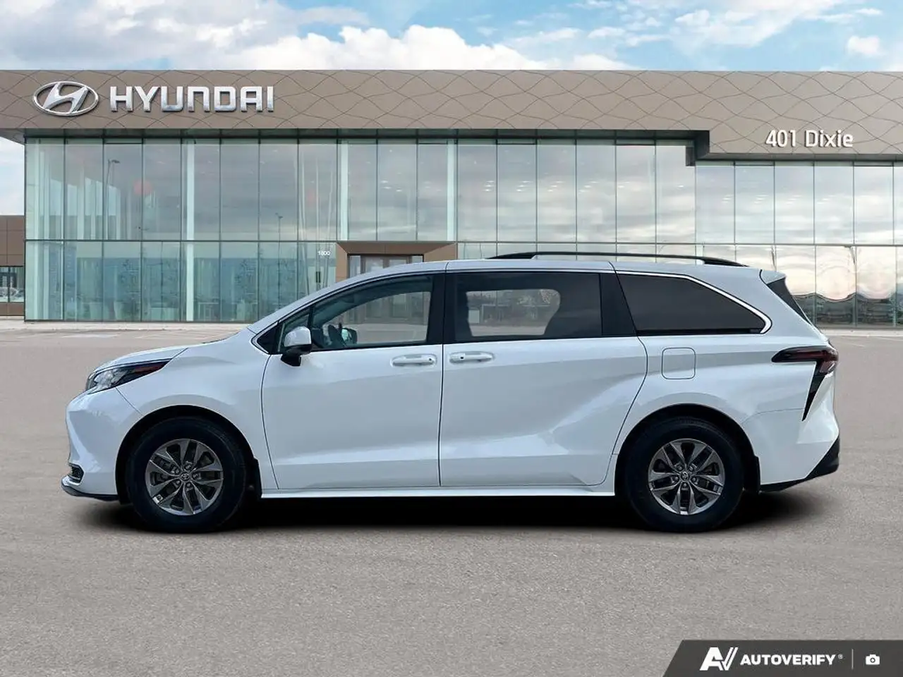 Toyota Sienna fotografie Toyota Sienna