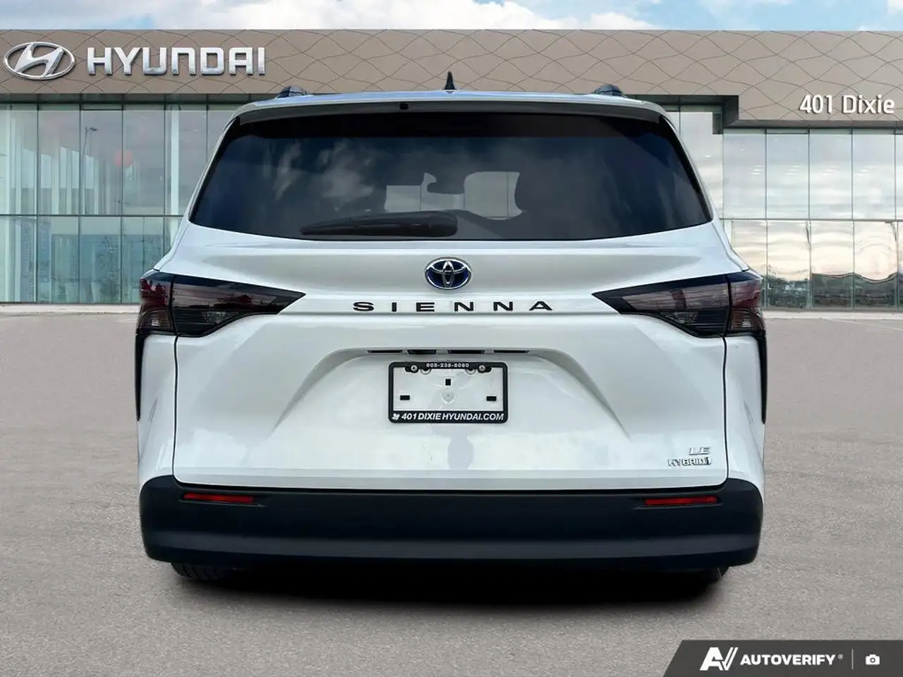 Toyota Sienna fotografie Toyota Sienna