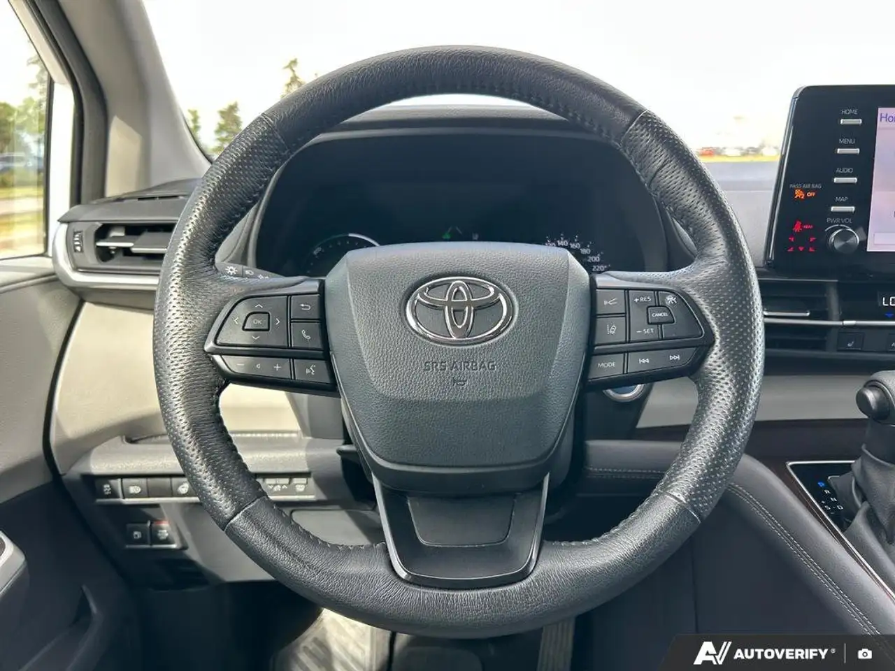 Toyota Sienna fotografie Toyota Sienna