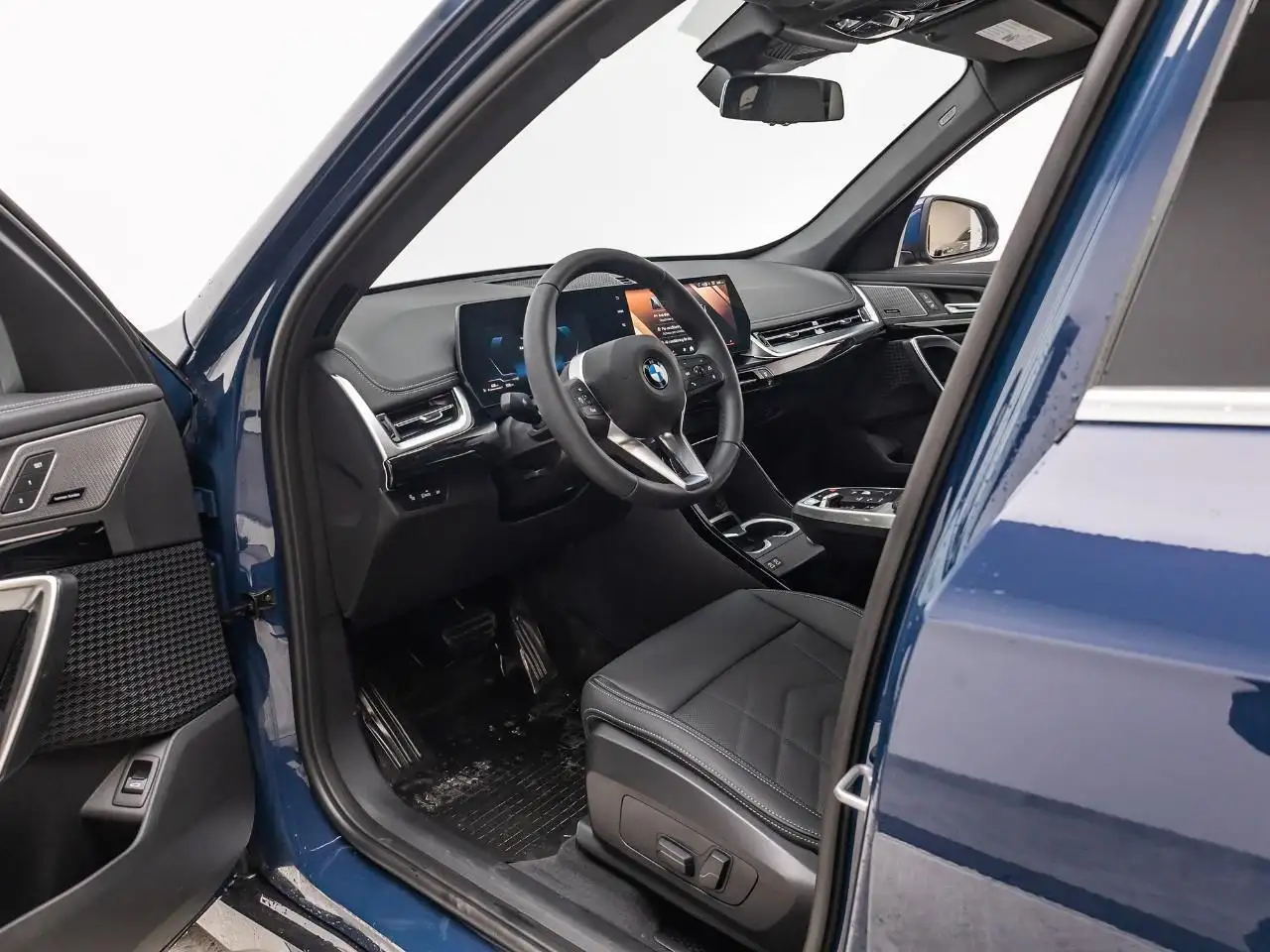 BMW X1 photo BMW X1