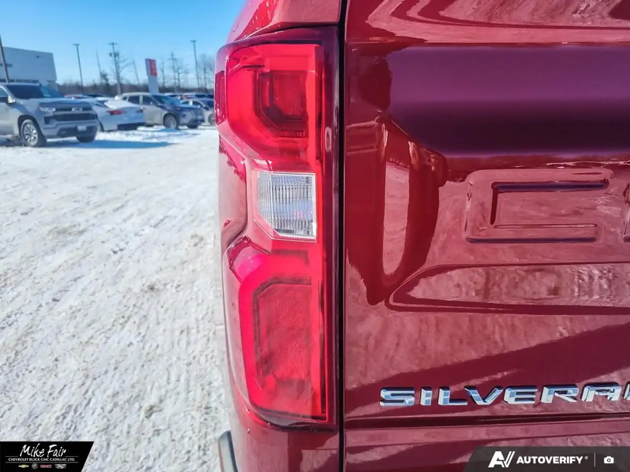Chevrolet Silverado 1500 снимка Chevrolet Silverado 1500