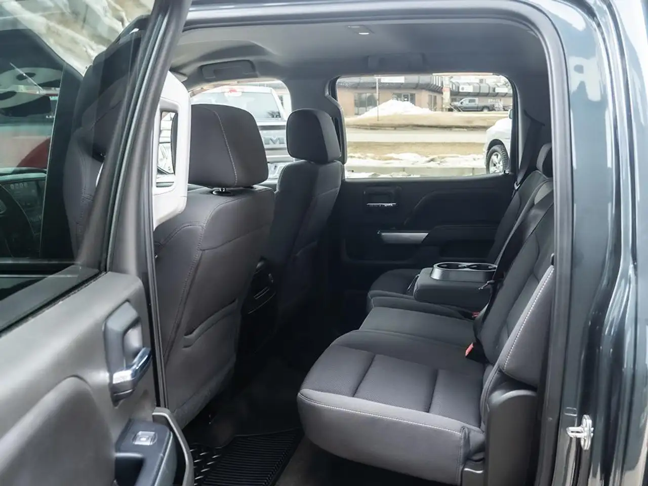 Chevrolet Silverado 1500 photo Chevrolet Silverado 1500