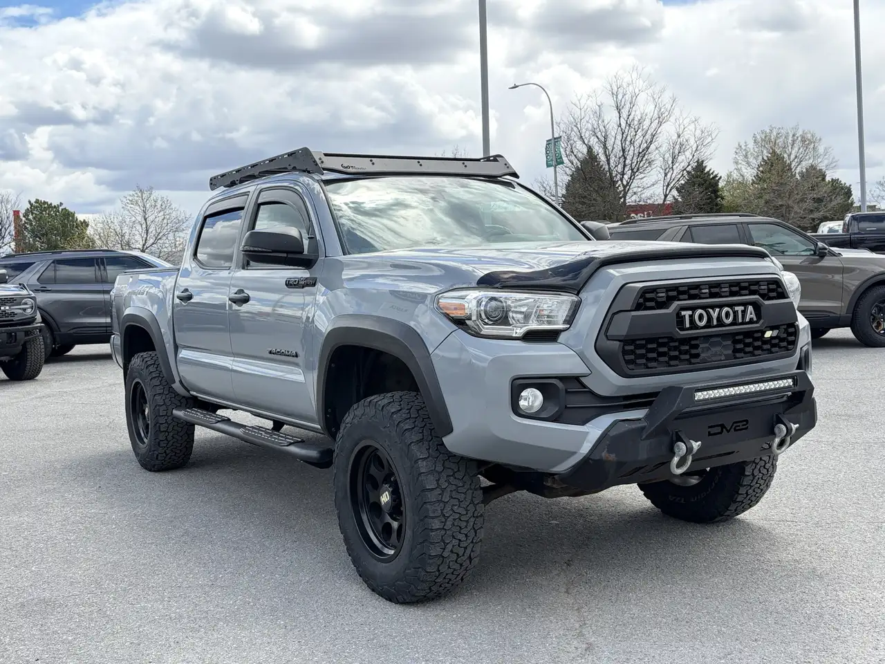 Toyota Tacoma снимка Toyota Tacoma