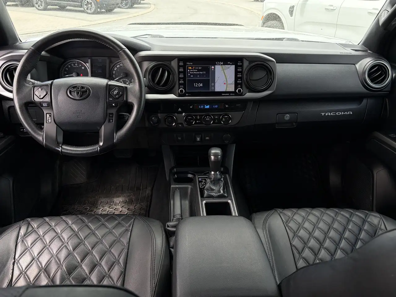 Toyota Tacoma снимка Toyota Tacoma