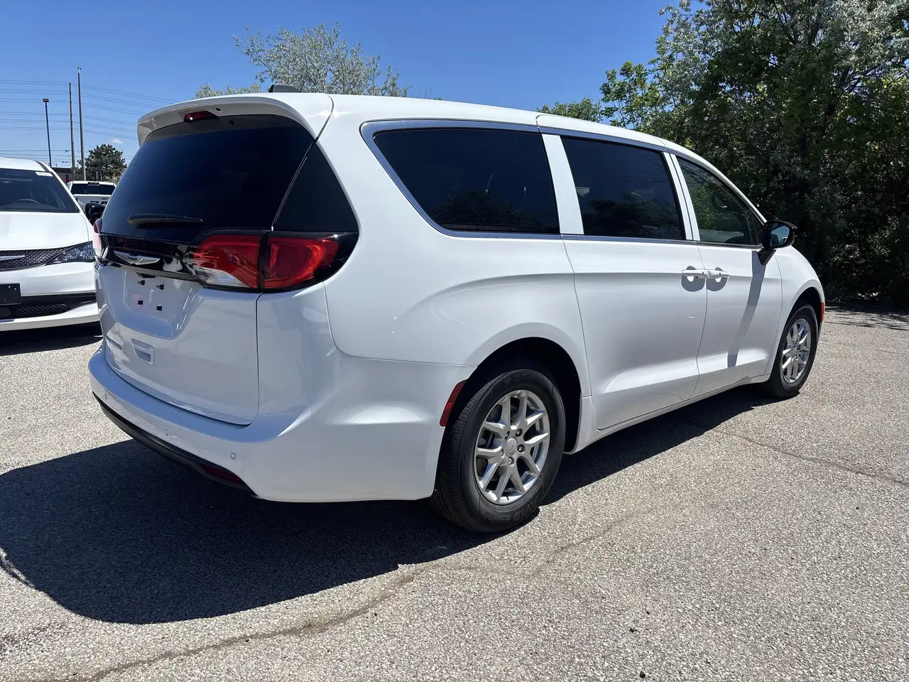Chrysler Grand Caravan снимка Chrysler Grand Caravan