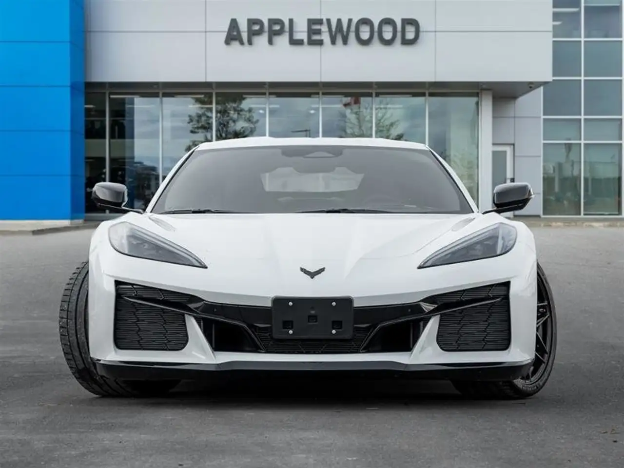 Chevrolet Corvette снимка Chevrolet Corvette