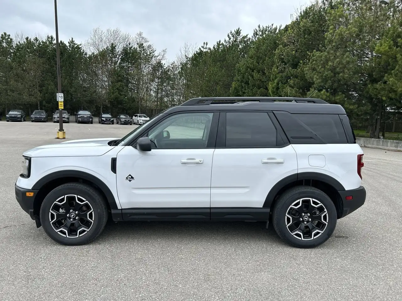 Ford Bronco Sport photo Ford Bronco Sport
