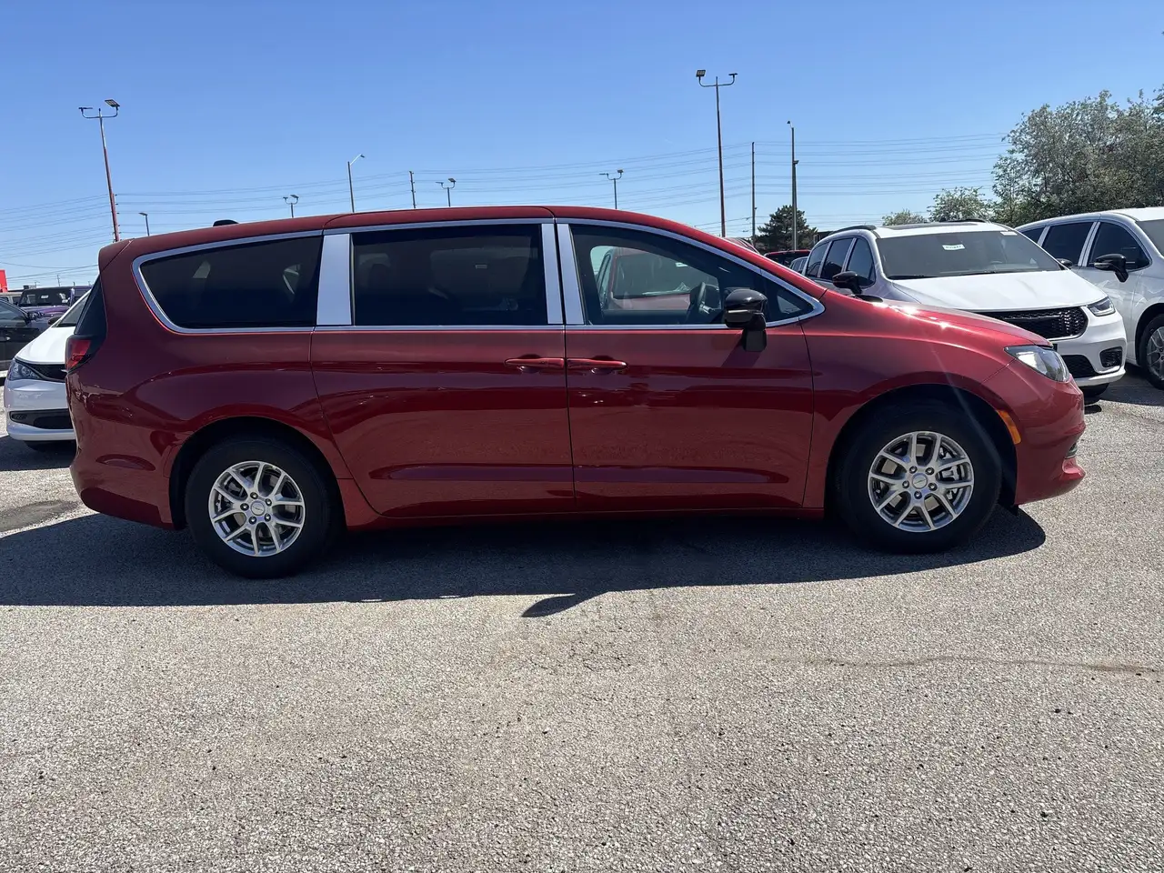 Chrysler Grand Caravan снимка Chrysler Grand Caravan