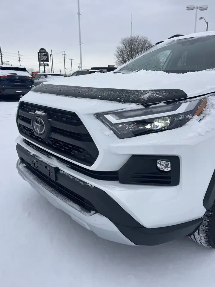 Toyota RAV 4 снимка Toyota RAV 4