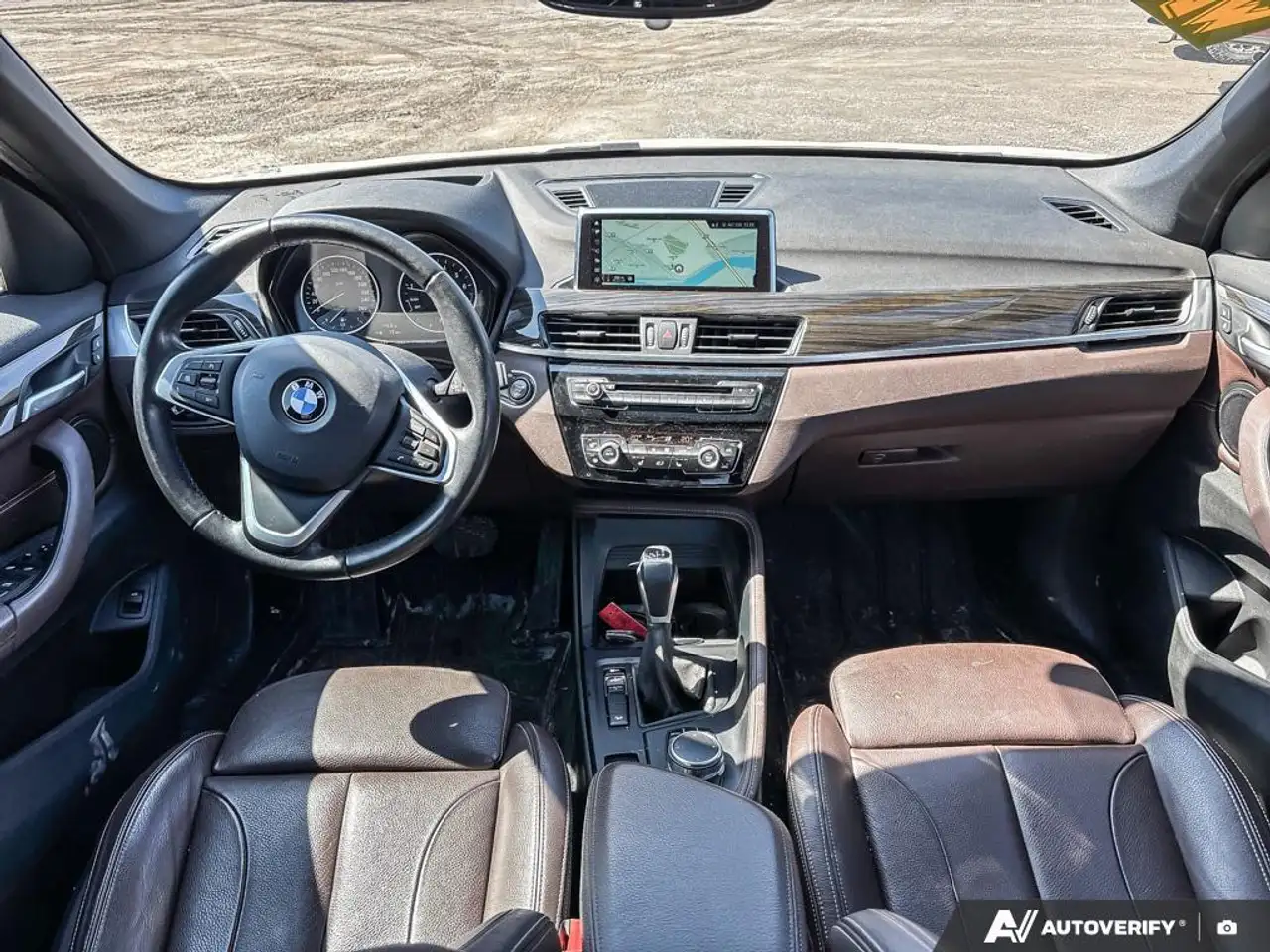 BMW X1 photo BMW X1