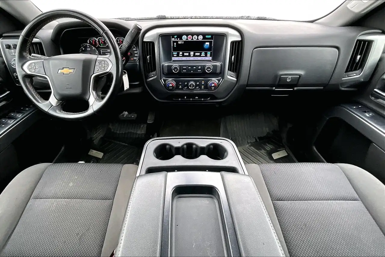 Chevrolet Silverado 1500 снимка Chevrolet Silverado 1500