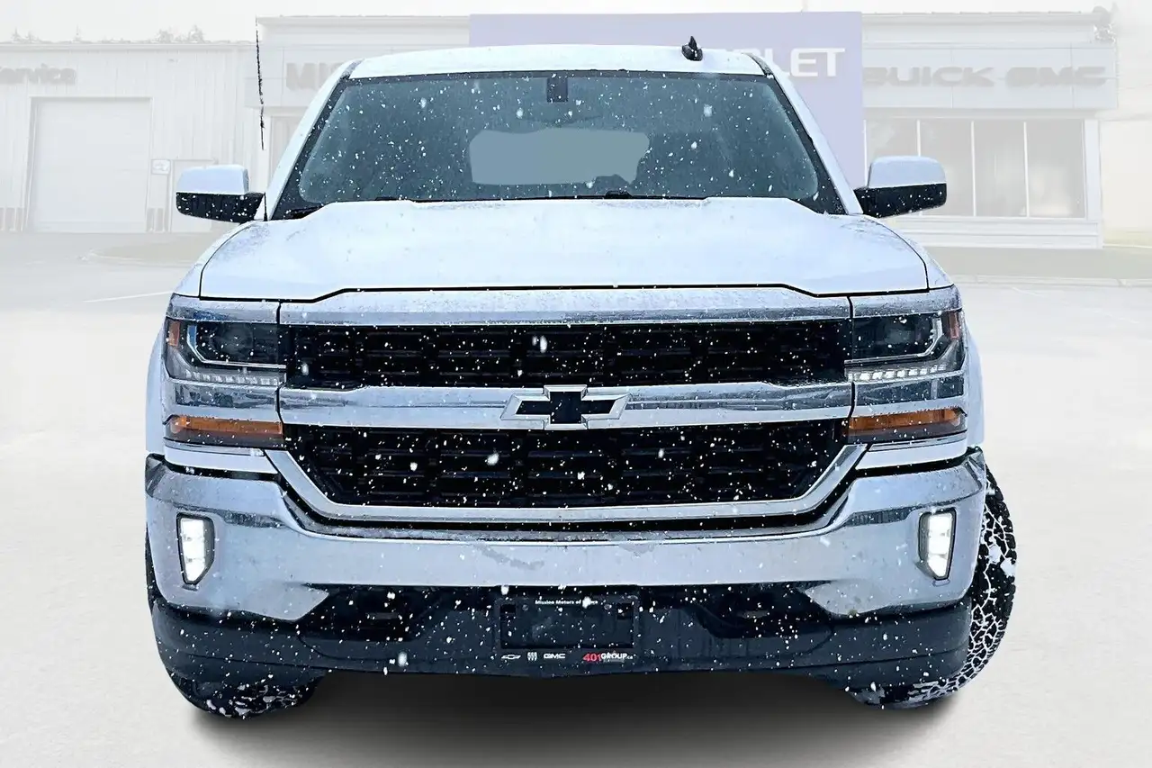 Chevrolet Silverado 1500 снимка Chevrolet Silverado 1500