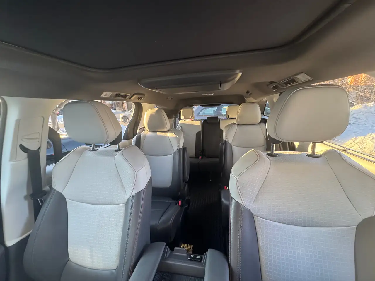 Toyota Sienna fotografie Toyota Sienna
