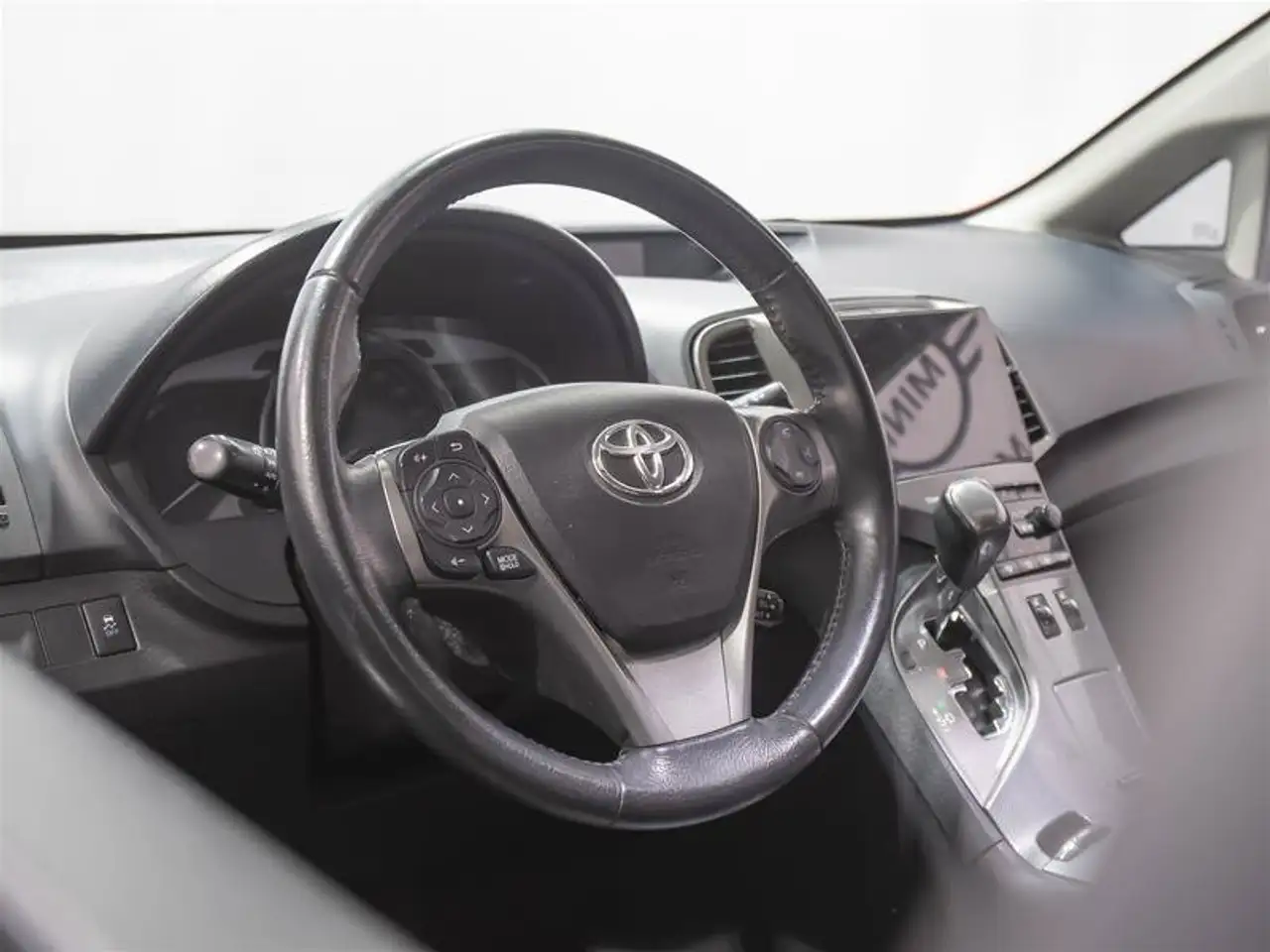 Toyota Venza снимка Toyota Venza