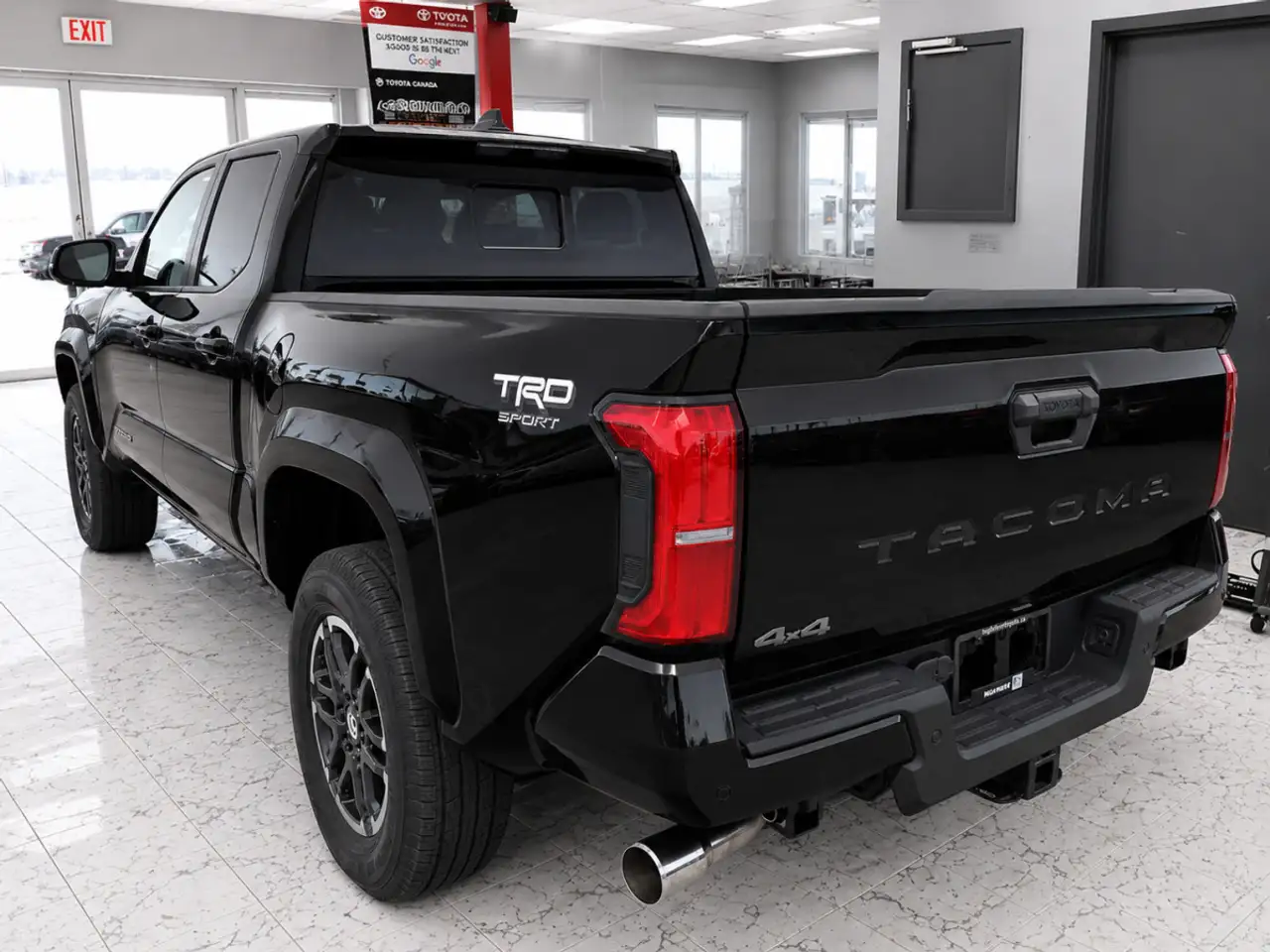 Toyota Tacoma снимка Toyota Tacoma