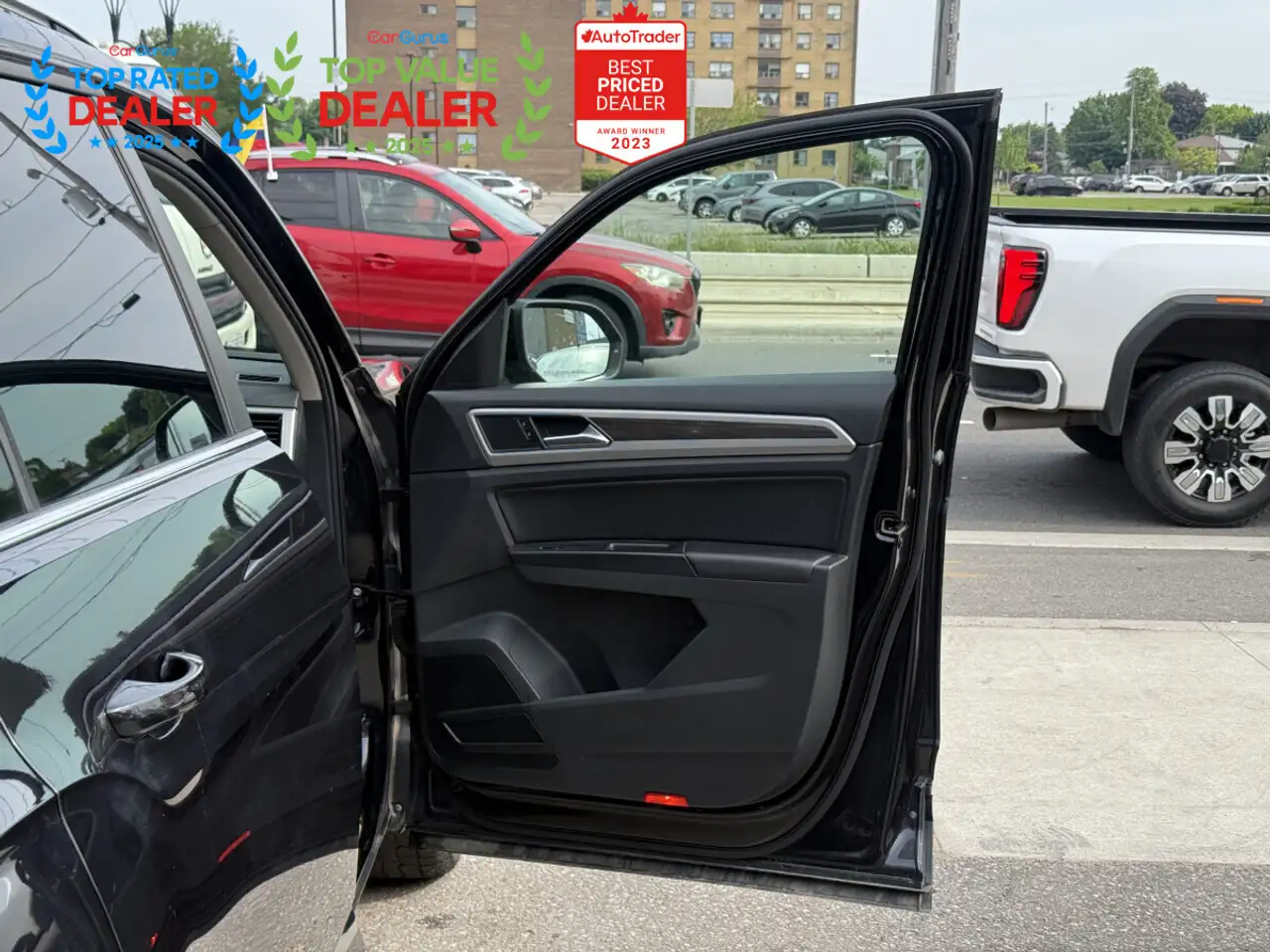 Volkswagen Atlas снимка Volkswagen Atlas
