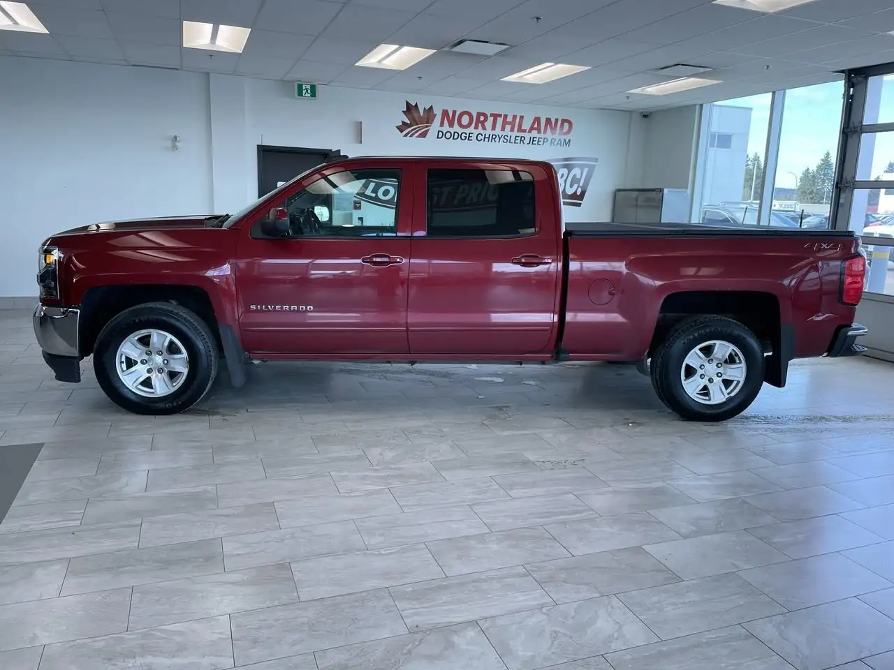 Chevrolet Silverado 1500 photo Chevrolet Silverado 1500