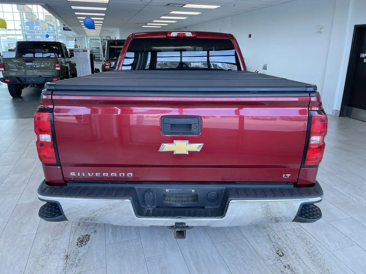 Chevrolet Silverado 1500 photo Chevrolet Silverado 1500