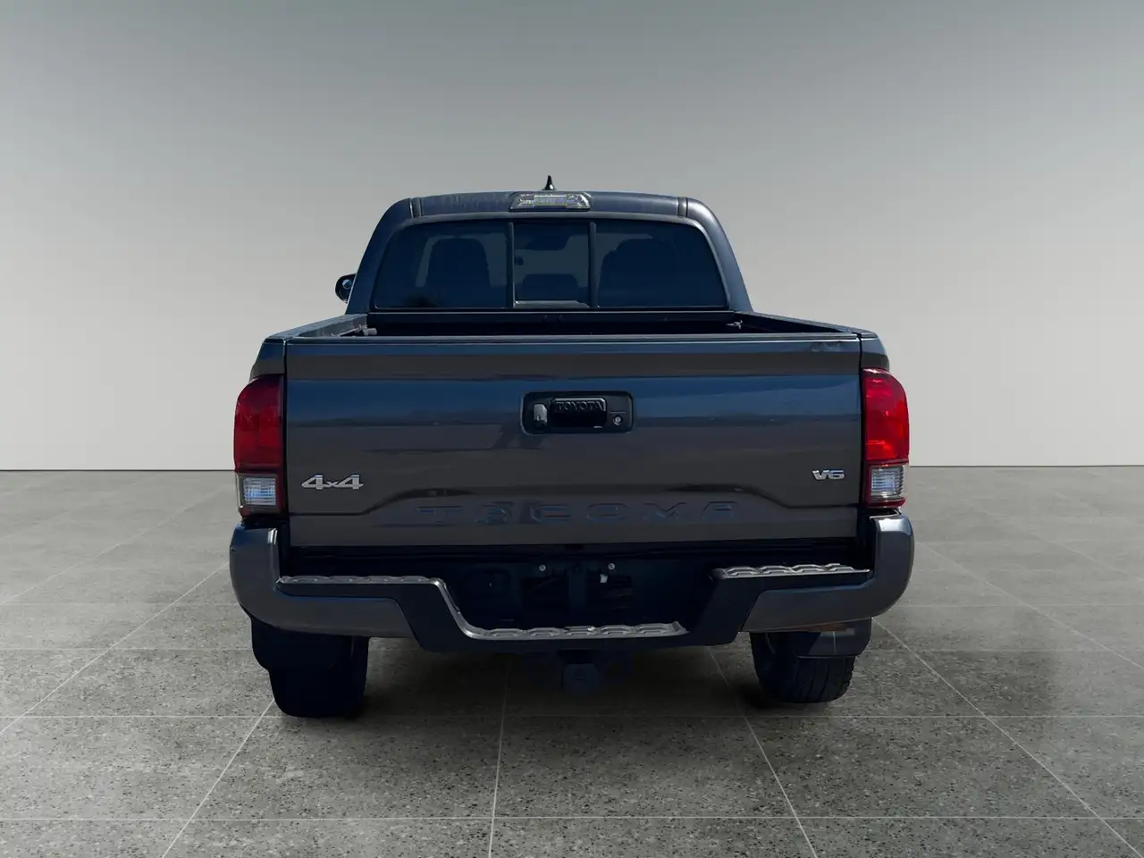 Toyota Tacoma снимка Toyota Tacoma