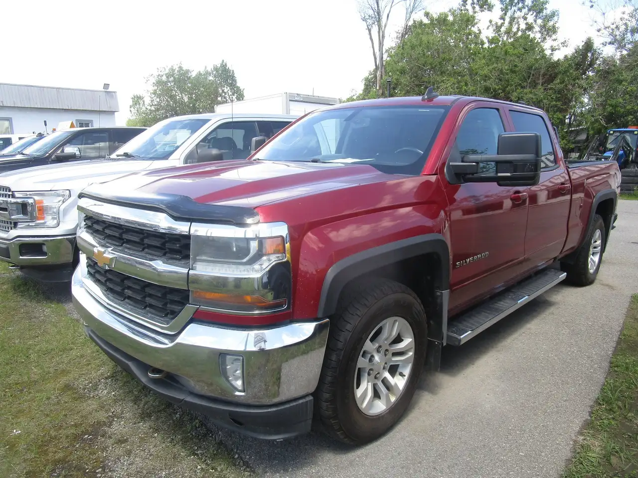 Chevrolet Silverado 1500 снимка Chevrolet Silverado 1500