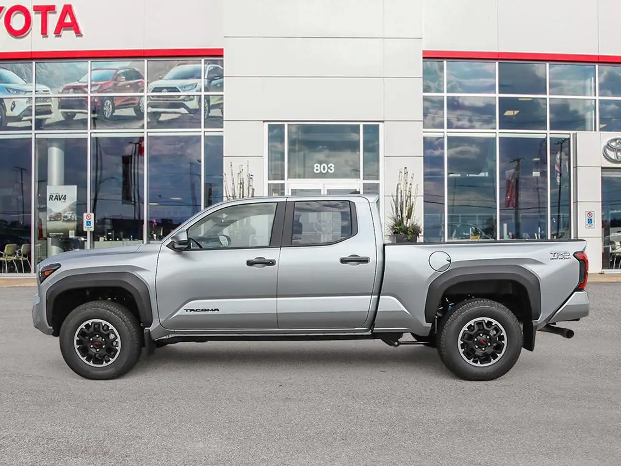 Toyota Tacoma снимка Toyota Tacoma