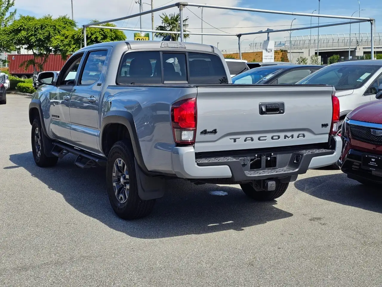 Toyota Tacoma снимка Toyota Tacoma