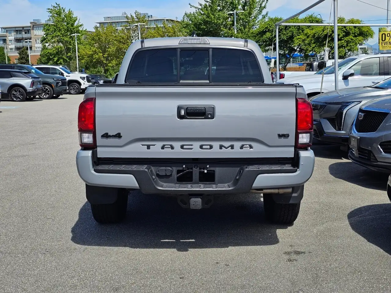 Toyota Tacoma снимка Toyota Tacoma