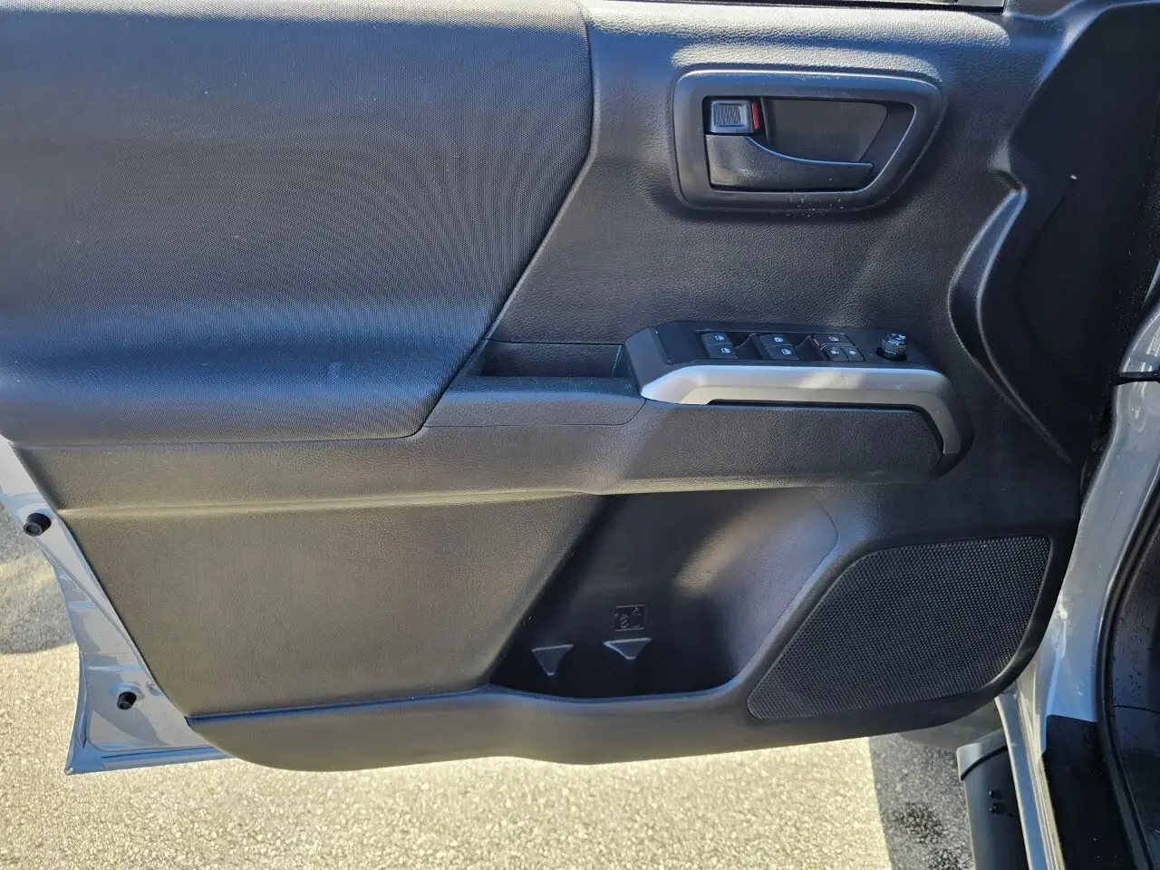 Toyota Tacoma снимка Toyota Tacoma