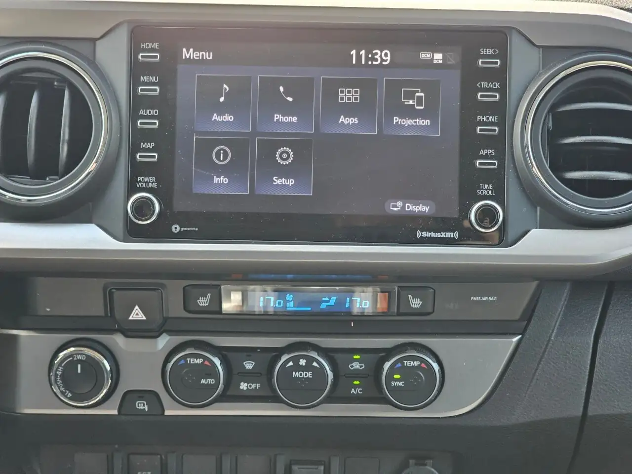 Toyota Tacoma снимка Toyota Tacoma